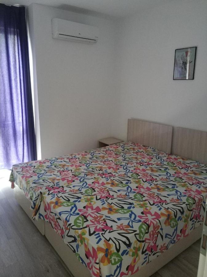 Zoleks Apartment Burgas Stad Buitenkant foto