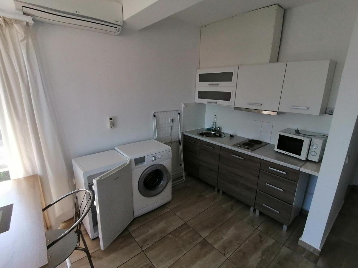 Zoleks Apartment Burgas Stad Buitenkant foto