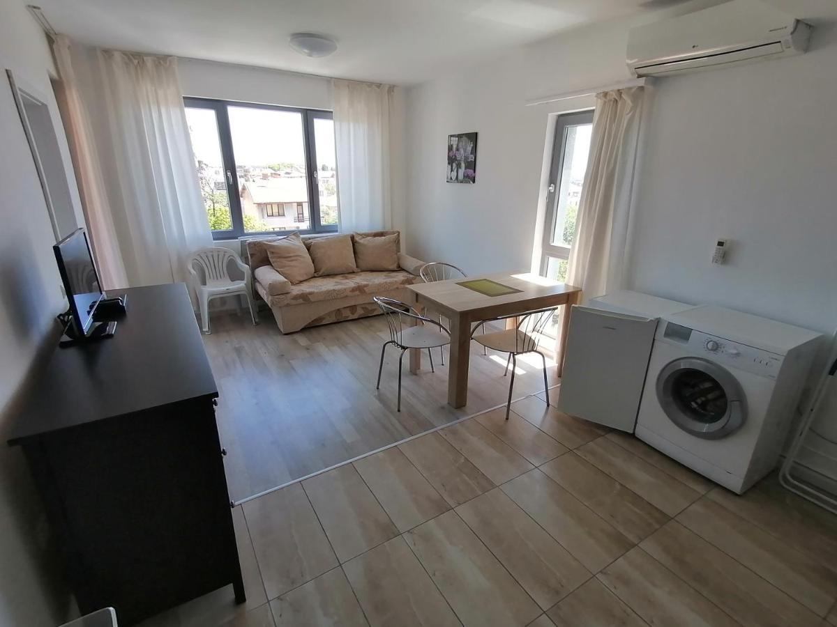 Zoleks Apartment Burgas Stad Buitenkant foto